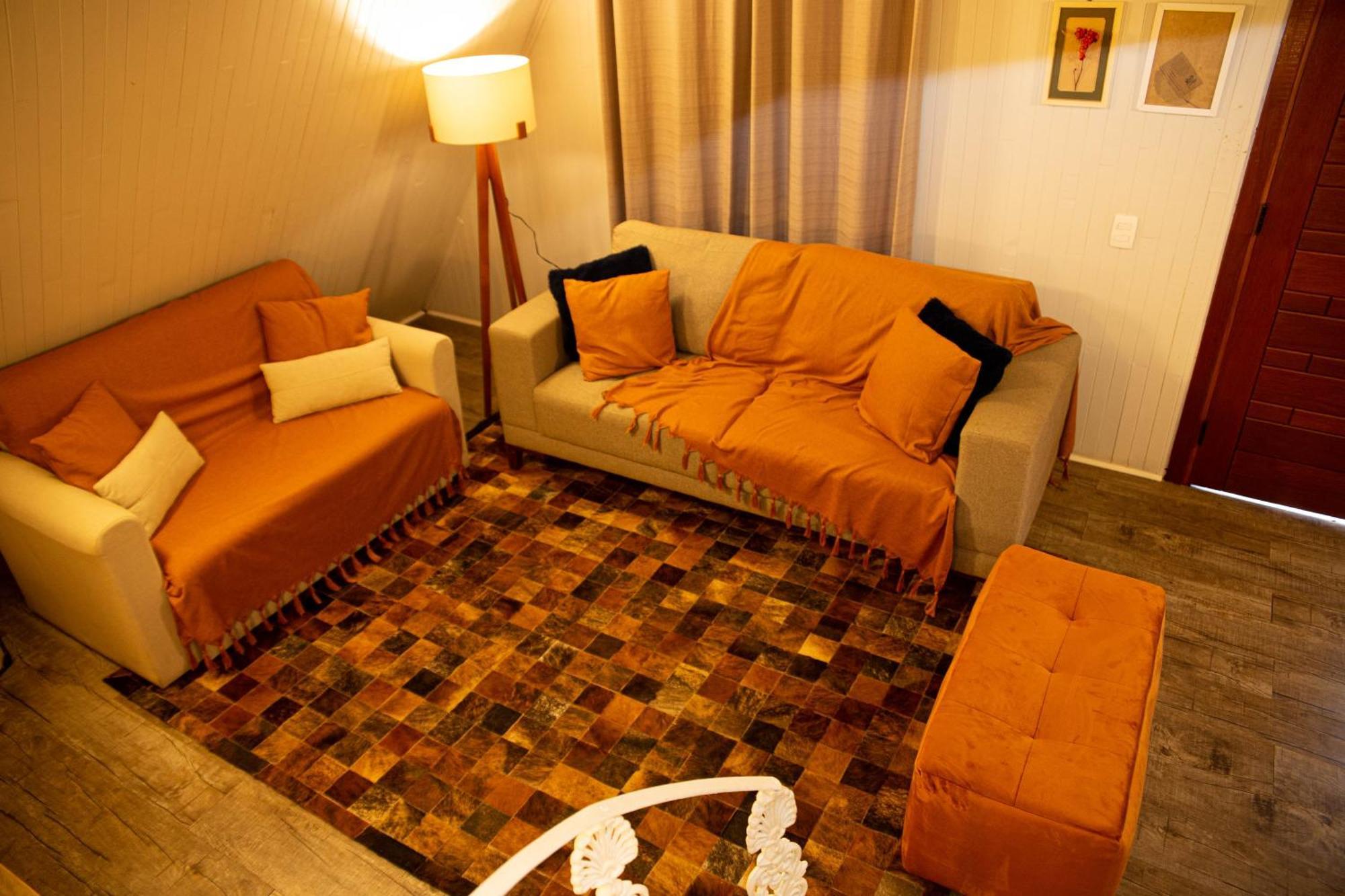 Chale Pinot Com Lareira Chalet