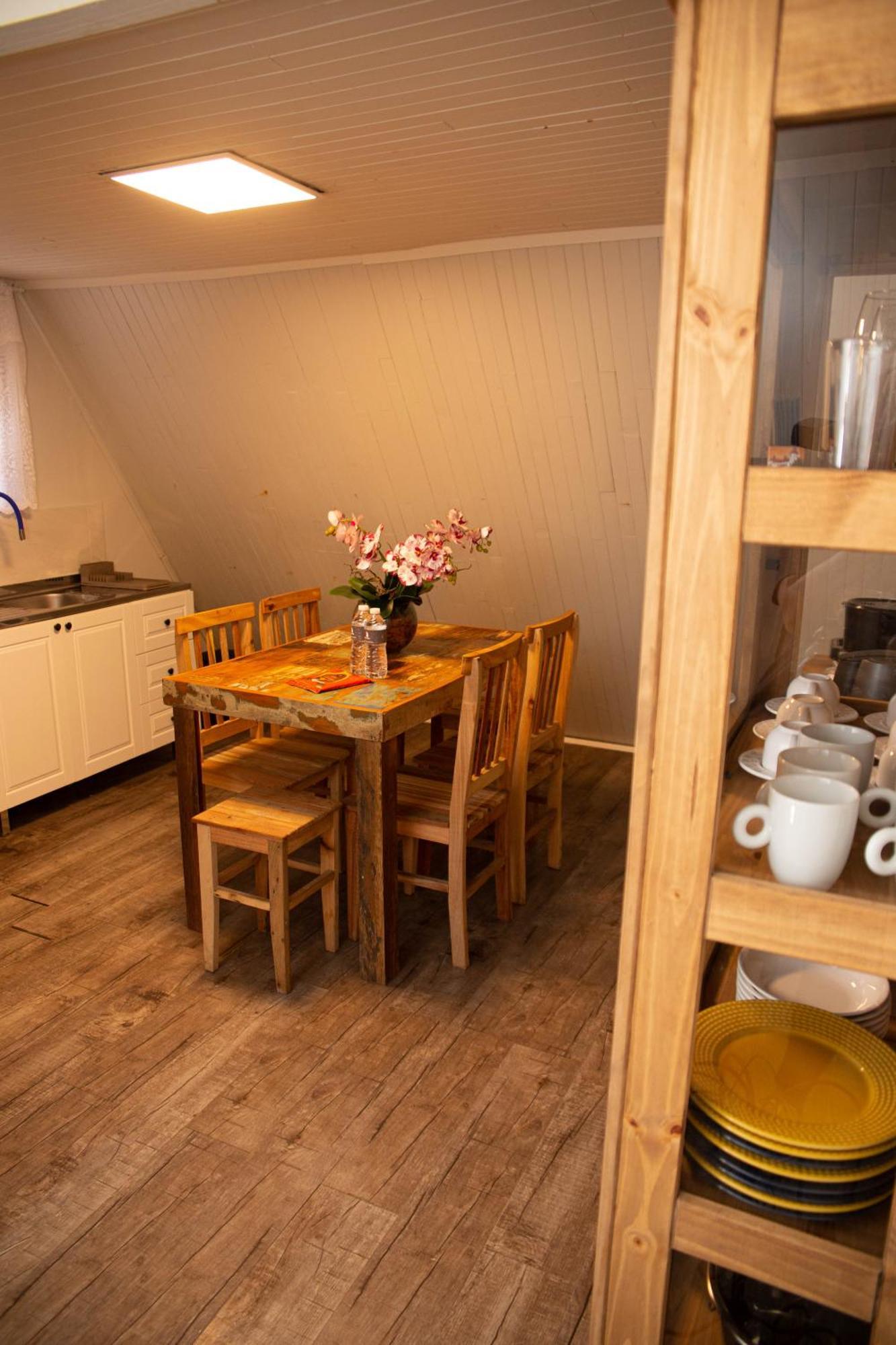 Chale Pinot Com Lareira Chalet